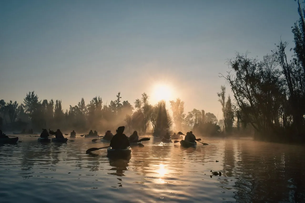 Kayak en Xochimilco - Rema por los antiguos canales prehispánicos con guía local