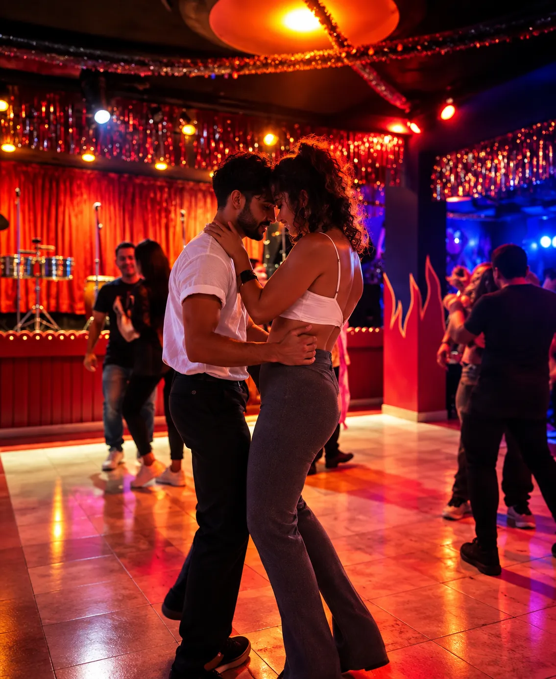 Experiencia Noche de Salsa Real en CDMX - Clase de baile con cerveza y tequila